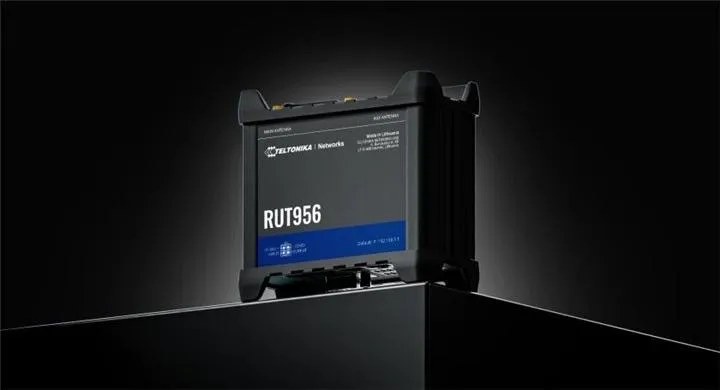 Teltonika RUT956 Router di rete cellulare