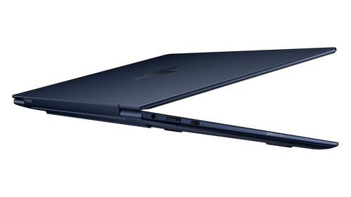 HP EliteBook Ultra G1i 14' AI di nuova …
