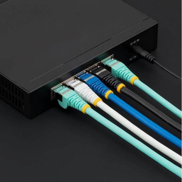 StarTech.com 50cm CAT6a Ethernet Cable - White - …