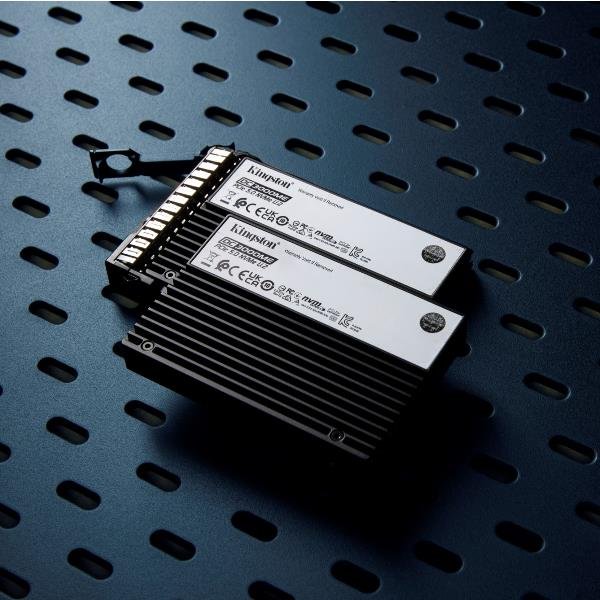 Kingston Enterprise DC3000ME U.2 PCIe 5.0 NVMe 3.84TB …