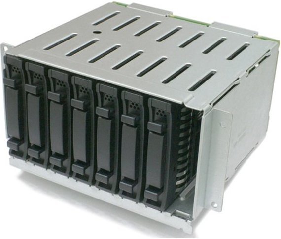 LENOVO THINKSYSTEM SR650 2.5 ANYBAY 8-BAY